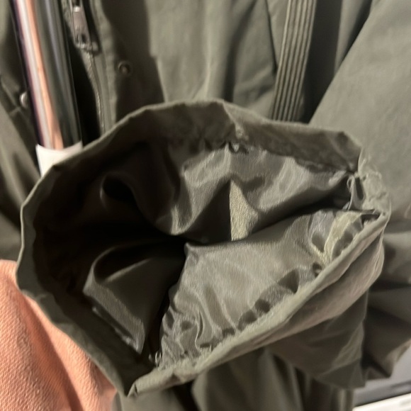 Old Navy olive green parka coat with black faux fur trim hood size size Small - Picture 12 of 13